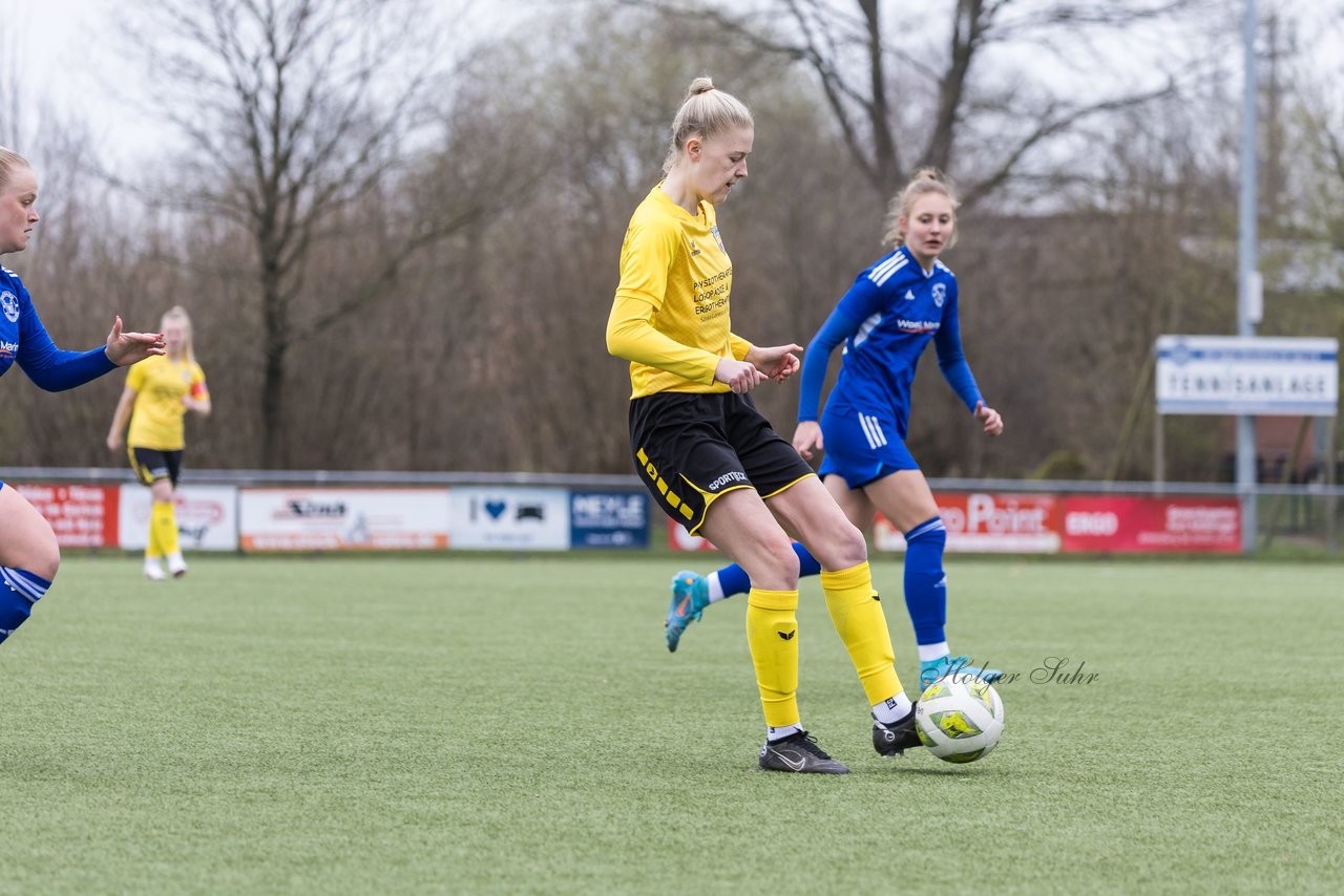 Bild 97 - F SSC Hagen Ahrensburg - SV Frisia Risum-Lindholm : Ergebnis: 1:2